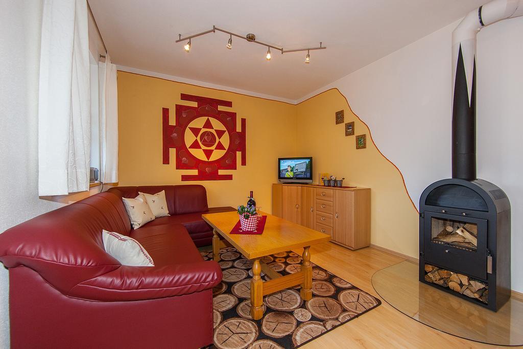 Gästehaus Arnspitzblick Scharnitz Zimmer foto